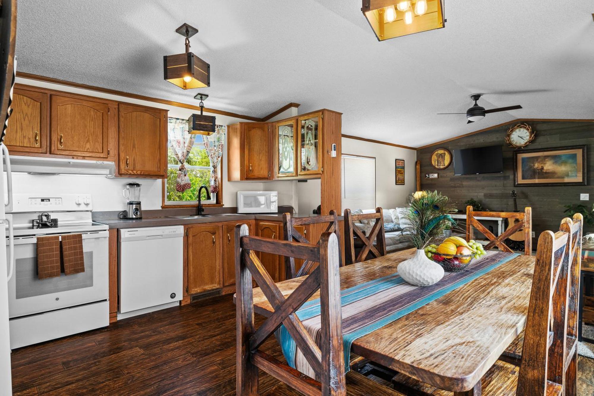 Let'S Go ! Fisherman, Families, Pools One Minute From Your Door, Comfort, Location Perfect, Amenity-Rich, Pup Friendly, Discover An Exceptional Wyoming Stay, Thermopolis River Walk Home At Hot Springs State Park, 'Where Families And Fisherman Stay' Exterior foto